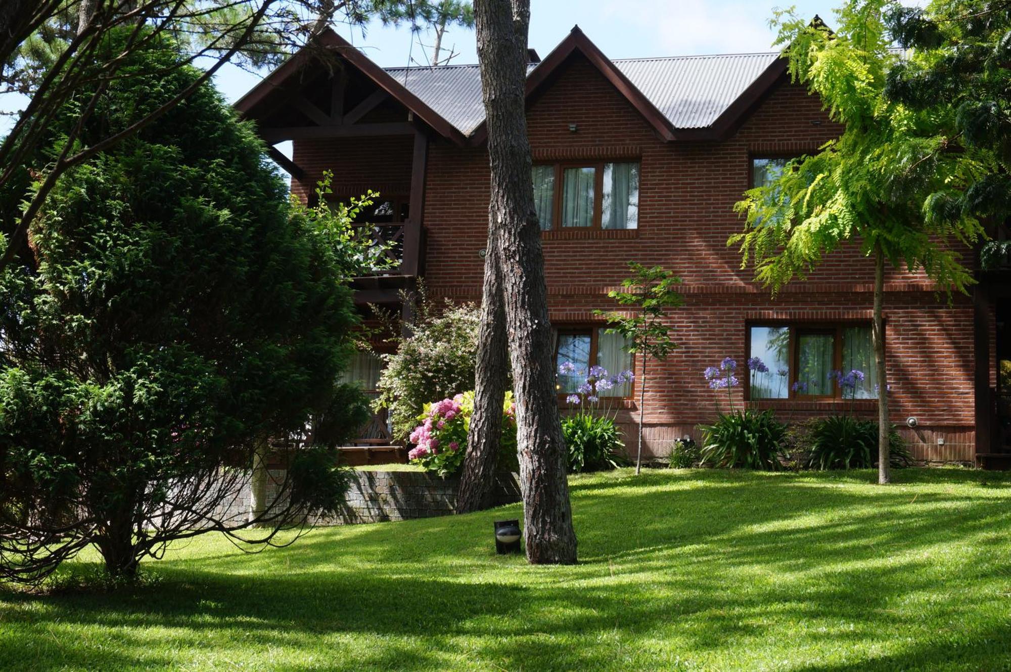 Refugio Del Bosque Villa Карило Екстериор снимка