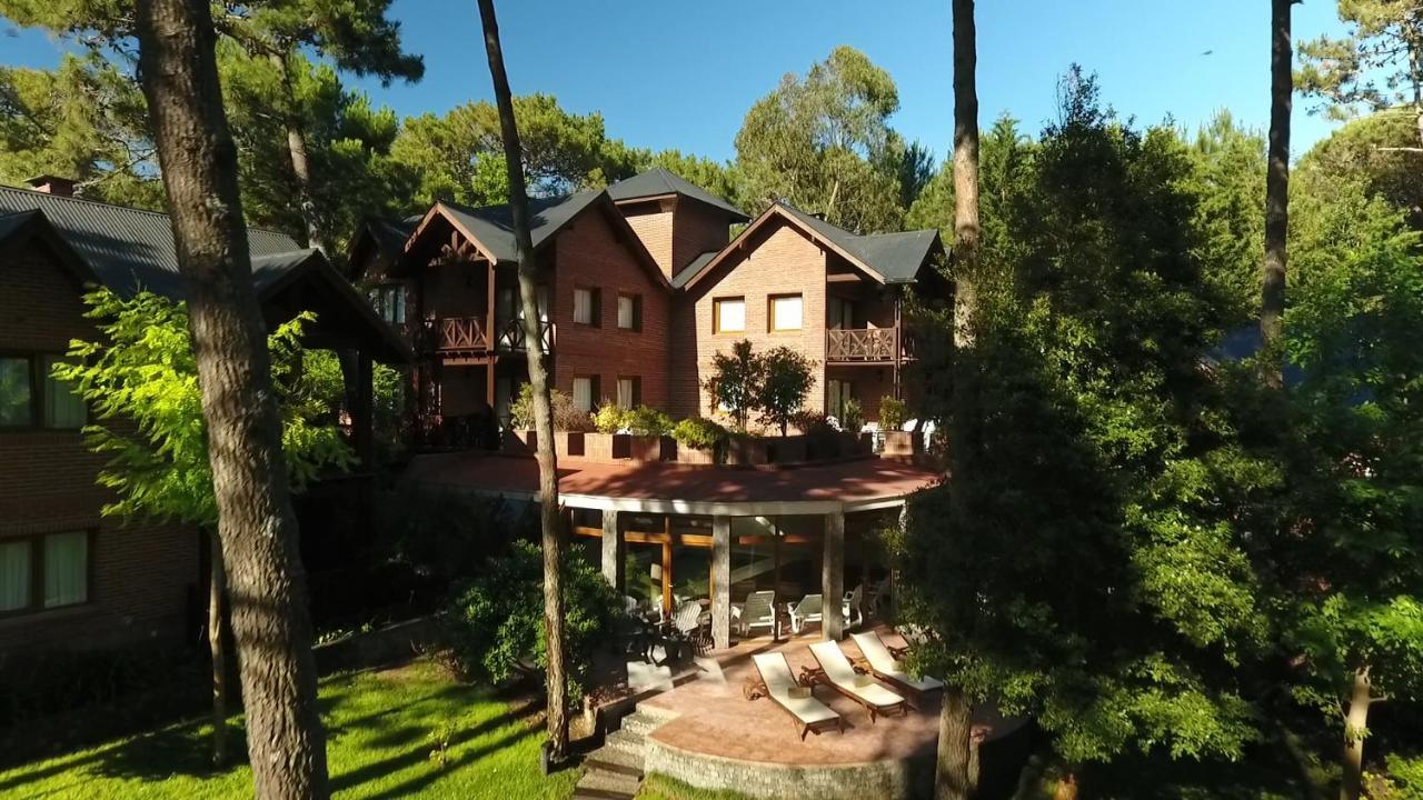 Refugio Del Bosque Villa Карило Екстериор снимка